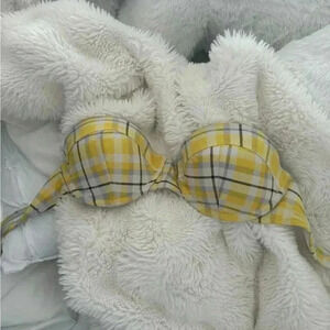 Woman’s bathing suit  top